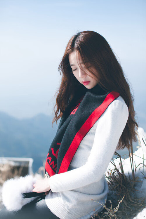 kaiyun官方入口登录-仰泳末段加速突尼斯选手抢占先机，仰泳bd