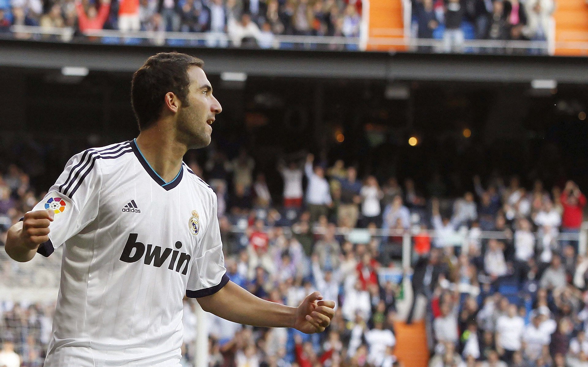 德甲战术多变:大局布局不可预料!,德甲打法