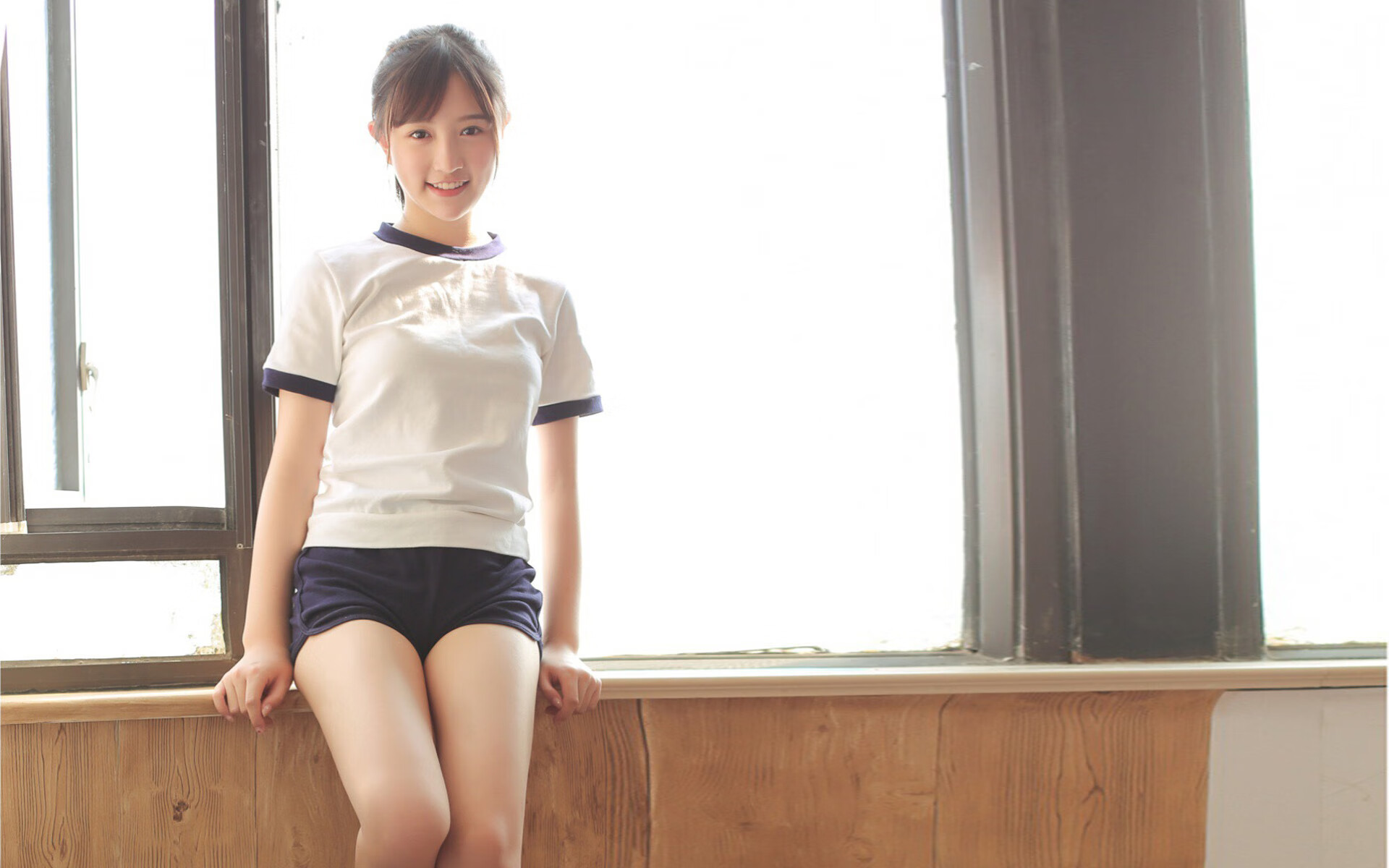 开云kaiyun-特色足球文化在国际文化节中亮相，推动多元文化交融，足球文化衫